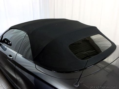 Used 2016 BMW 228i xDrive Convertible image 11