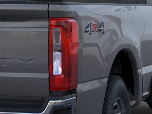 New 2025 Ford F350 XL w/ XL Chrome Package image 21