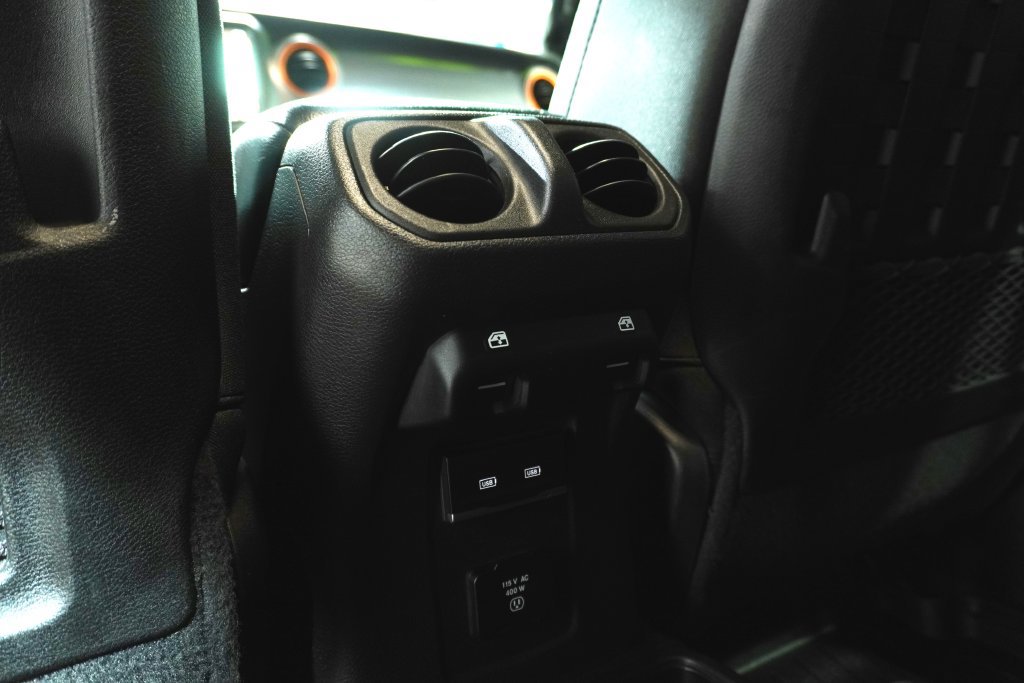 Used 2022 Jeep Gladiator Mojave w/ LED Lighting Group AWD/4WD image 14