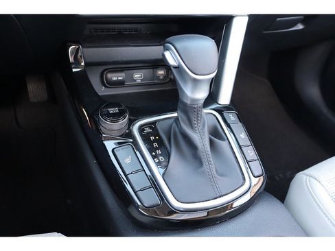 Used 2023 Kia Seltos EX image 28