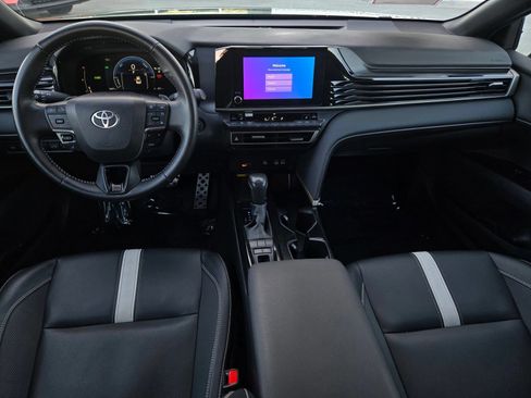 Certified 2025 Toyota Camry SE w/ Convenience Package FWD image 13