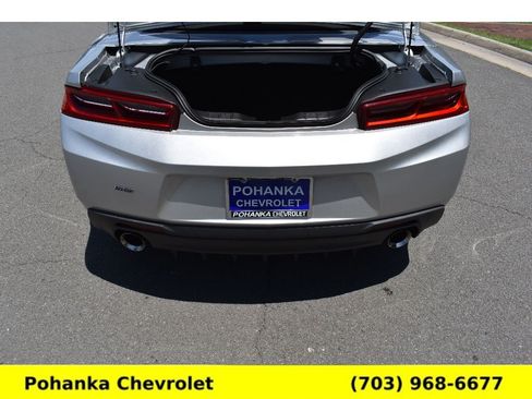 Used 2018 Chevrolet Camaro SS RWD image 29