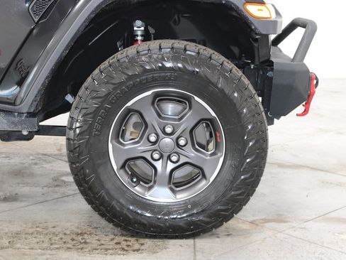 Used 2021 Jeep Gladiator Rubicon w/ Trailer Tow Package image 12