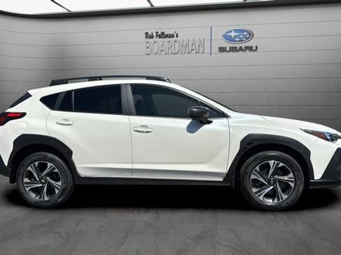Used 2024 Subaru Crosstrek 2.0i Premium AWD/4WD image 3