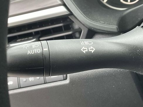 Used 2024 Nissan Altima 2.5 SV image 23