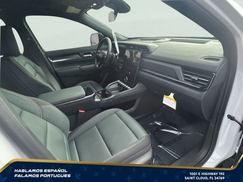 New 2026 GMC Terrain AT4 w/ Convenience Package III AWD/4WD image 30
