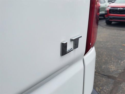 Used 2023 Chevrolet Silverado 1500 LT Trail Boss w/ Convenience Package II image 27