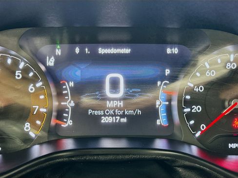 Used 2025 Jeep Compass Latitude image 14