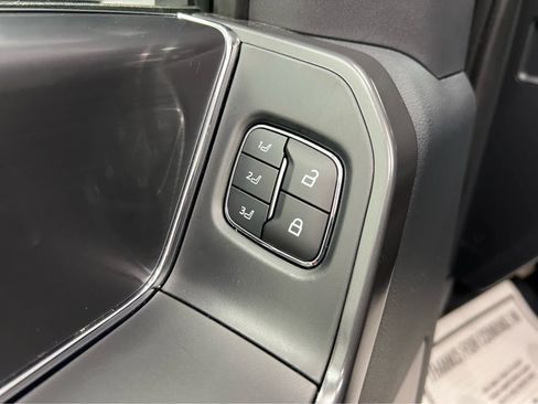 Used 2024 Ford F150 Lariat image 7