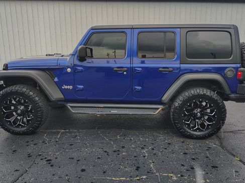 Used 2019 Jeep Wrangler Unlimited Sport S AWD/4WD image 8