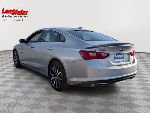 Used 2021 Chevrolet Malibu RS image 3