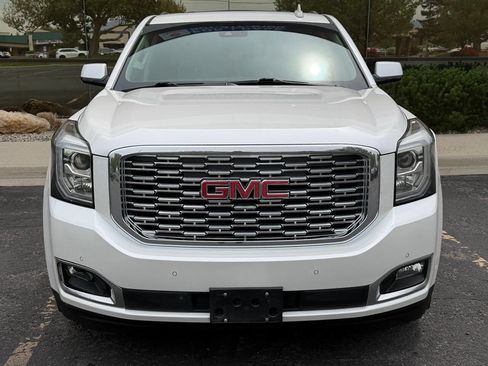 Used 2018 GMC Yukon XL Denali w/ Open Road Package AWD/4WD image 10