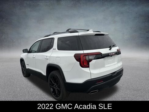 Used 2022 GMC Acadia SLE w/ Elevation Edition image 3