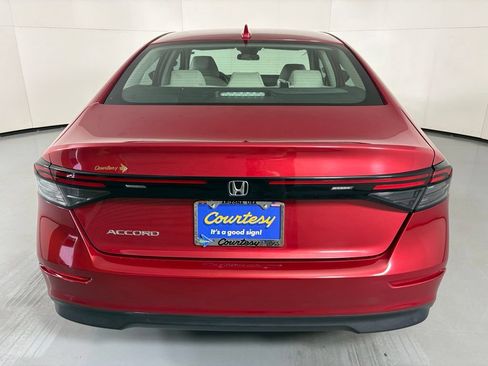 Used 2023 Honda Accord LX image 7