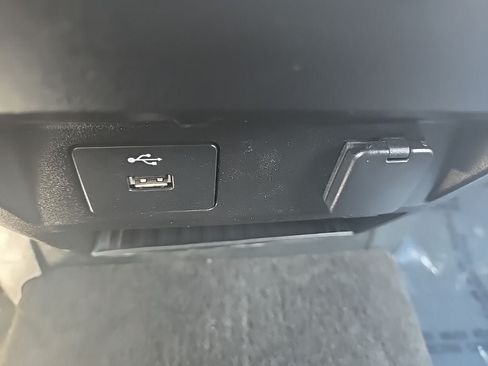 Used 2020 Ford F150 XL w/ Equipment Group 101A Mid AWD/4WD image 18