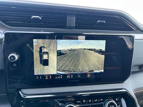 New 2026 GMC Sierra 2500 AT4 w/ AT4 Premium Plus Package AWD/4WD image 24