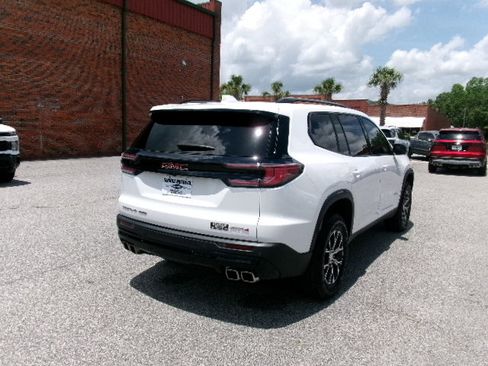 Used 2024 GMC Acadia AT4 w/ Luxury Package AWD/4WD image 3
