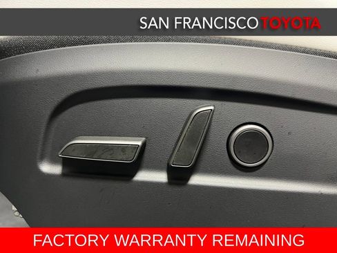 Used 2026 Tesla Model Y Long Range image 12