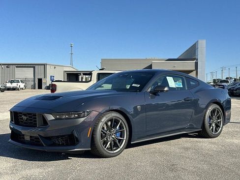 New 2025 Ford Mustang Dark Horse image 28