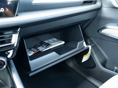 New 2026 Chevrolet Traverse LT w/ Enhanced Driving Package image 19