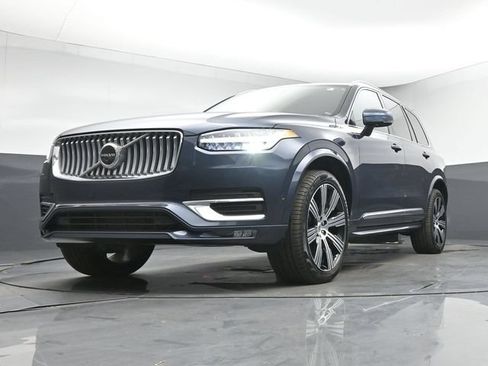 Used 2023 Volvo XC90 B6 Ultimate AWD/4WD image 12