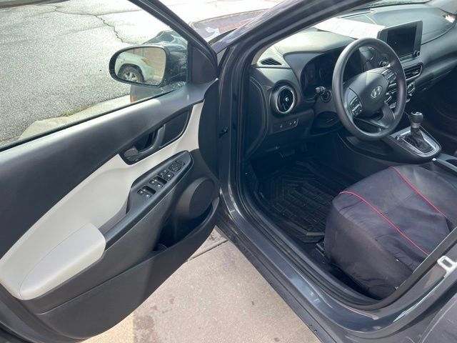 Used 2023 Hyundai Kona SEL AWD/4WD image 15