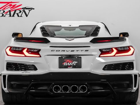 Used 2023 Chevrolet Corvette Z06 w/ Engine Appearance Package image 4