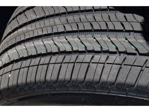 Used 2022 Cadillac Escalade Premium Luxury Platinum image 10