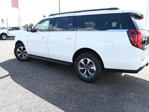 New 2027 Ford Expedition Max Active RWD image 8