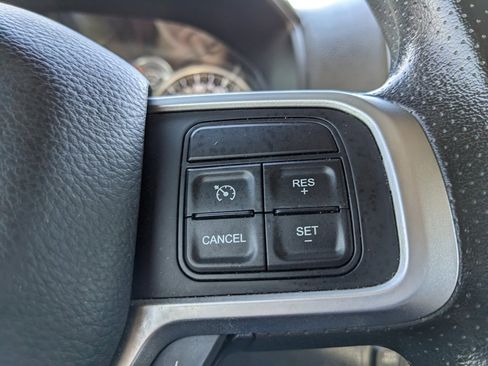 Used 2019 RAM 2500 Big Horn image 26