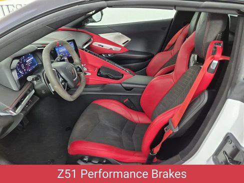 Used 2022 Chevrolet Corvette Stingray Preferred Conv w/ Z51 Performance Package RWD image 17