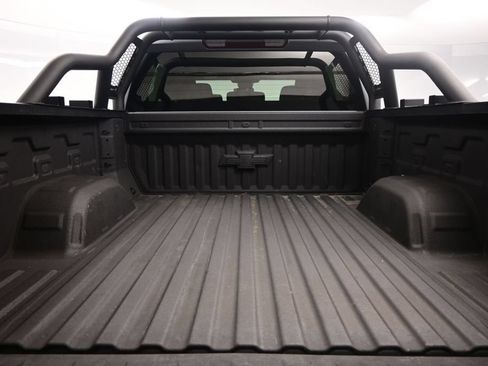 Used 2025 Chevrolet Silverado 1500 Custom Trail Boss w/ LPO, Dark Essentials Package AWD/4WD image 25