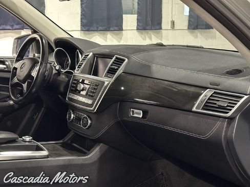 Used 2015 Mercedes-Benz ML 400 4MATIC image 20