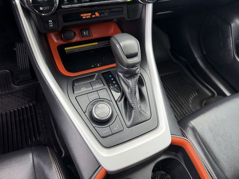 Used 2019 Toyota RAV4 Adventure image 25