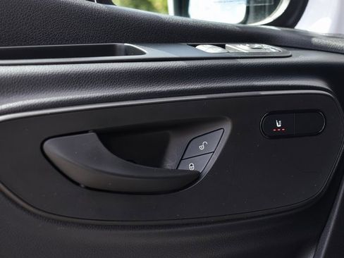 Used 2024 Mercedes-Benz Sprinter 2500 image 14