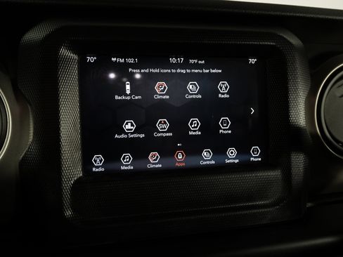 Used 2021 Jeep Wrangler Willys image 21