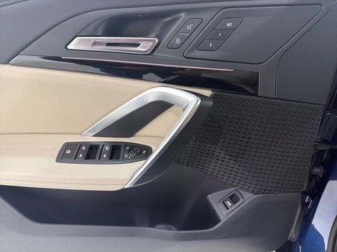 Used 2025 BMW X1 xDrive28i w/ Convenience Package image 11