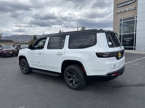 New 2026 Jeep Grand Wagoneer 4WD image 7