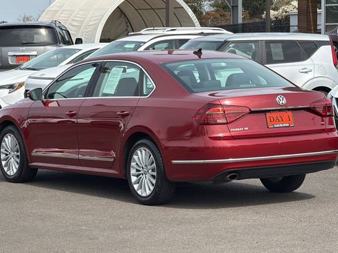 Used 2017 Volkswagen Passat 1.8T SE w/ SE Lighting Package FWD image 7