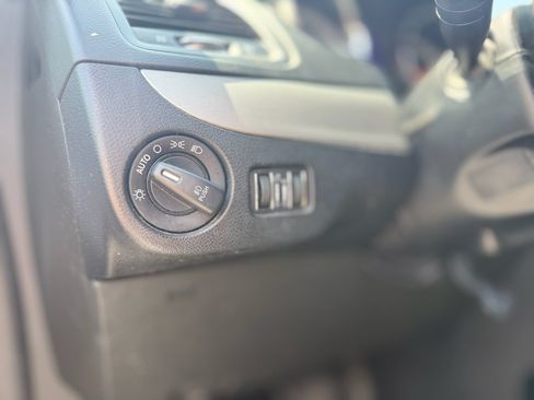 Used 2019 Dodge Grand Caravan GT FWD image 39