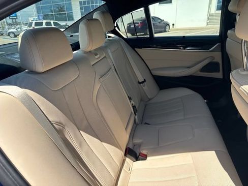 Used 2022 BMW 530i xDrive w/ Executive Package AWD/4WD image 15