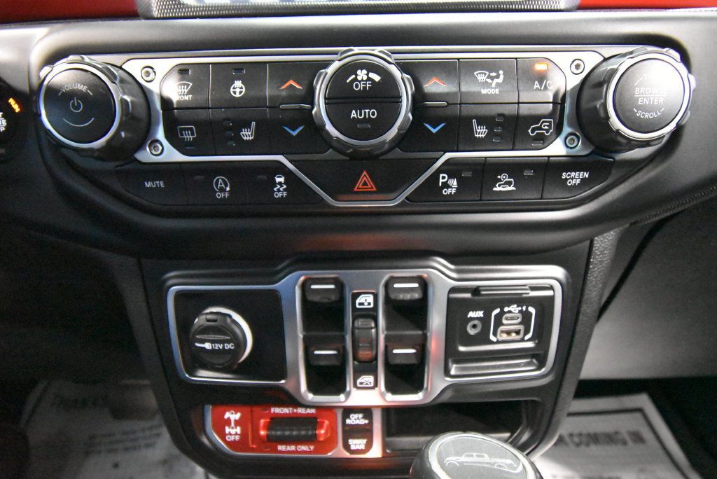 Used 2021 Jeep Gladiator Rubicon AWD/4WD image 16