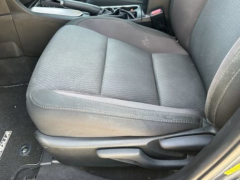 Used 2017 Toyota Corolla LE FWD image 22