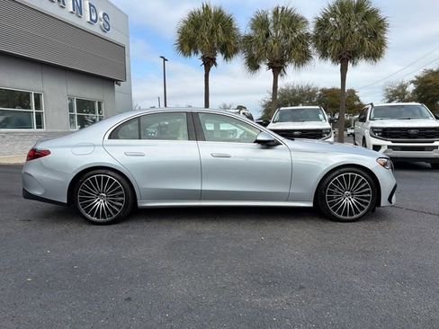 Used 2024 Mercedes-Benz E 350 4MATIC Sedan image 8