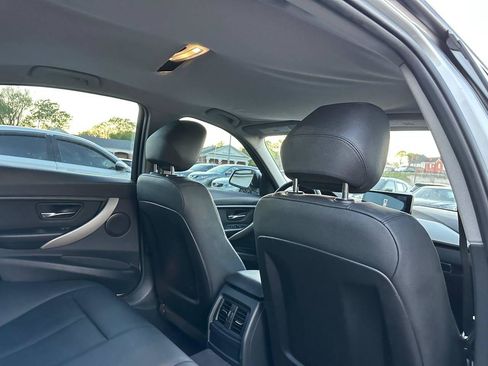 Used 2014 BMW 320i Sedan RWD image 33