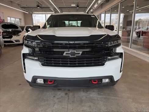 Used 2021 Chevrolet Silverado 1500 RST w/ Redline Edition AWD/4WD image 2