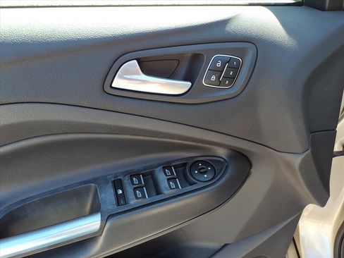 Used 2017 Ford Escape Titanium AWD/4WD image 13