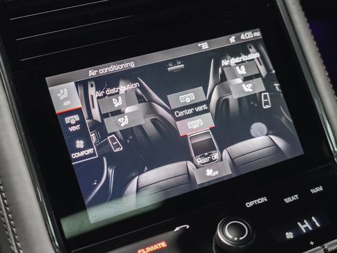 Used 2018 Porsche Panamera Turbo image 52