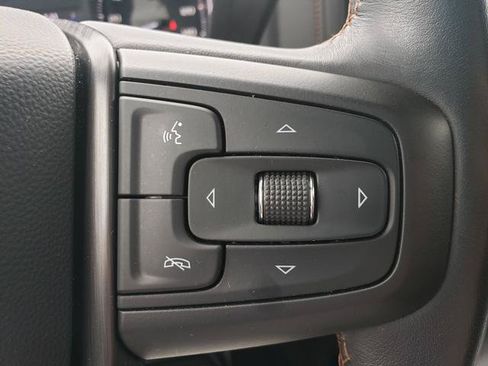Used 2022 GMC Sierra 1500 AT4 w/ AT4 Preferred Package AWD/4WD image 27