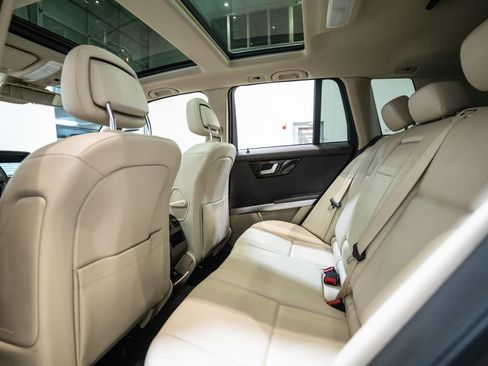 Used 2014 Mercedes-Benz GLK 250 BlueTEC 4MATIC image 35